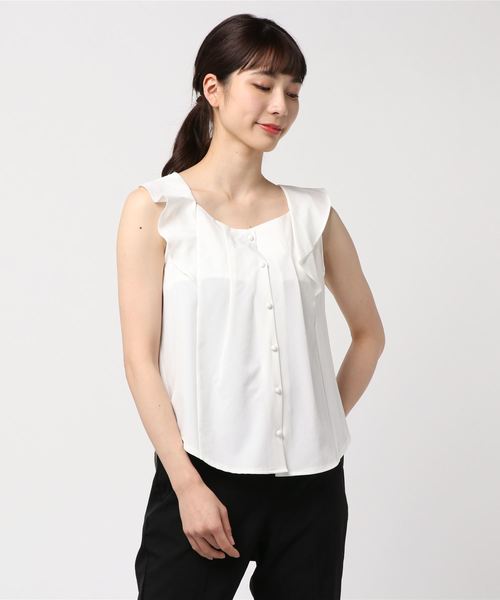 TRUDEA(トルディア)の「ラッフルスリーブストライプブラウス(シャツ/ブラウス・レディース・ホワイト×グレー/ベージュ/ホワイト/ホワイト×イエロー/ホワイト×ネイビー・LARGE/MEDIUM)」の11枚目の写真