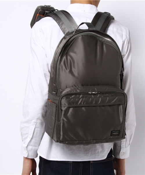 PORTER（ポーター）の「PORTER TANKER DAY PACK <B印 YOSHIDA SELECT>（バックパック/リュック・メンズ・ブラック系その他・ONE SIZE）」の6枚目の写真