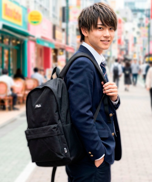 FILA（フィラ）の「【FILA/フィラ】スタンダードデイパック ボックスロゴ A4収納可 大容量 バッグパック 20L（バックパック/リュック・レディース・ブラック/ブラック×レッド/トリコロール/ピンク/ブラック×グリーン/ブラック系1/アイボリー/ブラック系2・FREE）」の5枚目の写真