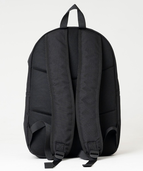 FILA（フィラ）の「【FILA/フィラ】スタンダードデイパック ボックスロゴ A4収納可 大容量 バッグパック 20L（バックパック/リュック・レディース・ブラック/ブラック×レッド/トリコロール/ピンク/ブラック×グリーン/ブラック系1/アイボリー/ブラック系2・FREE）」の14枚目の写真