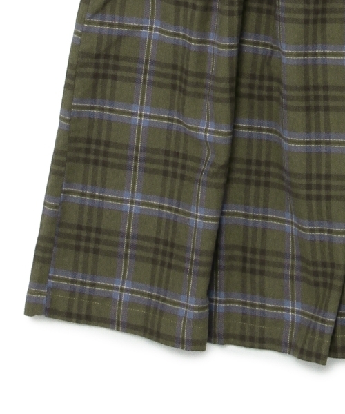 BEAMS BOY(ビームスボーイ)の「BEAMS BOY / ソリッド チェック 切替ワンピース(ワンピース・レディース・ベージュ/ネイビー・ONE SIZE)」の21枚目の写真