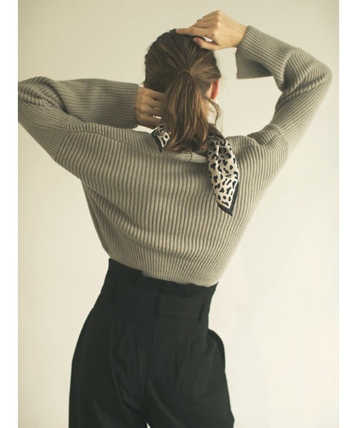 ACYM/cache coeur short ニット ACYM（アシーム）の「cache coeur short ニット（ニット/セーター
