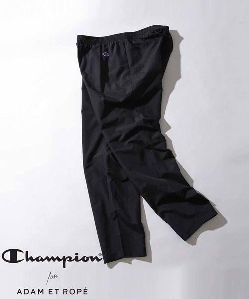 Champion（チャンピオン）の「【CHAMPION × ADAM ET ROPE’】〈撥水性〉ナイロンワイドパンツ（その他パンツ・メンズ・ブラック/ネイビー・S/M/L）」の2枚目の写真