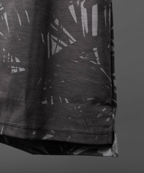 5351 POUR LES HOMMES（ゴーサンゴーイチプールオム）の「スキッパーモクロディーフラワープリント（Tシャツ/カットソー・メンズ・ライトグレー/ブラック/ネイビー・44/46/48/50）」の5枚目の写真