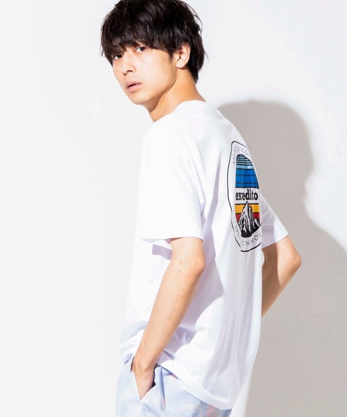 WEGO(ウィゴー)の「WEGO/マウンテンモチーフバックプリントTシャツ(Tシャツ/カットソー・メンズ・ホワイト/ブラック・X-LARGE)」の2枚目の写真