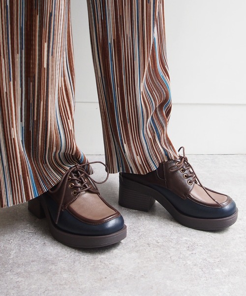 byあしながおじさん（バイアシナガオジサン）の「厚底モカレースアップシューズ　-8980565（ドレスシューズ・レディース・ブラック/ブラウン/カーキ/ライトベージュ/ネイビー/ブルー/ダークブラウン/キャメル/ダークブルー・22.5cm/23.5cm/24.5cm/23.0cm/24.0cm）」の9枚目の写真