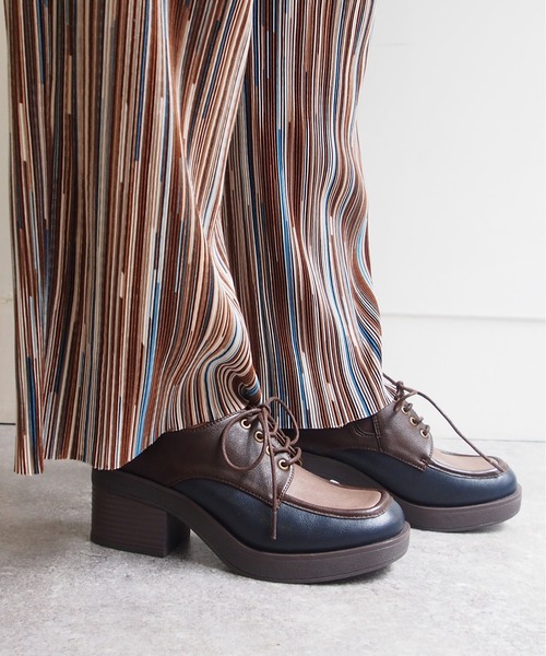 byあしながおじさん（バイアシナガオジサン）の「厚底モカレースアップシューズ　-8980565（ドレスシューズ・レディース・ブラック/ブラウン/カーキ/ライトベージュ/ネイビー/ブルー/ダークブラウン/キャメル/ダークブルー・22.5cm/23.5cm/24.5cm/23.0cm/24.0cm）」の22枚目の写真