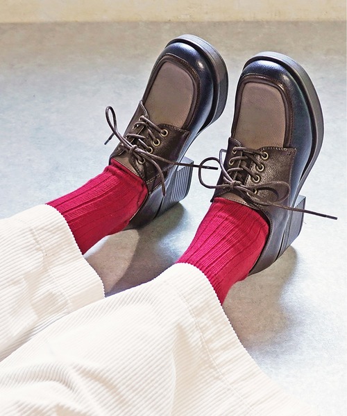 byあしながおじさん（バイアシナガオジサン）の「厚底モカレースアップシューズ　-8980565（ドレスシューズ・レディース・ブラック/ブラウン/カーキ/ライトベージュ/ネイビー/ブルー/ダークブラウン/キャメル/ダークブルー・22.5cm/23.5cm/24.5cm/23.0cm/24.0cm）」の20枚目の写真