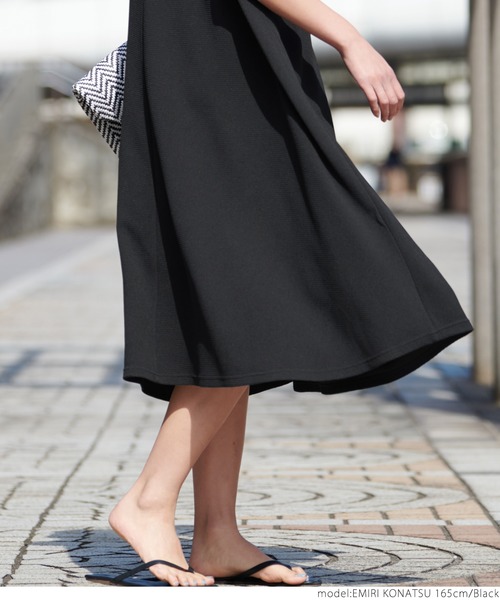 coca（coca）（コカ）の「＼新色登場／エンボス加工半袖ワンピース（ワンピース・レディース・ホワイト/ブラック/ダークベージュ/ネイビー・ONE SIZE/M/L）」の9枚目の写真