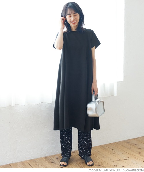 新色登場／エンボス加工半袖ワンピース（ワンピース）｜coca