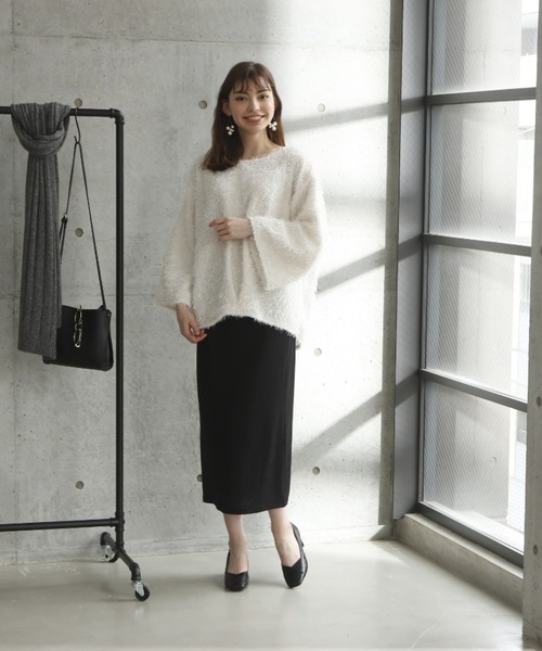 VIVIAN(ヴィヴィアン)の「スクエアトゥ斜め切り替えVカットパンプス(パンプス・レディース・ダークブラウン/ホワイト×カーキブラウン/ブラック/トリコロール/グレー系その他7/アイボリー/ブラック×ピンク・L/S/LL/M)」の21枚目の写真