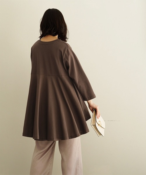 titivate（ティティベイト）の「ﾊﾞｯｸﾌﾚｱTｼｬﾂ（Tシャツ/カットソー・レディース・ホワイト/ブラック/カーキ/モカ/キャメル・FREE）」の20枚目の写真