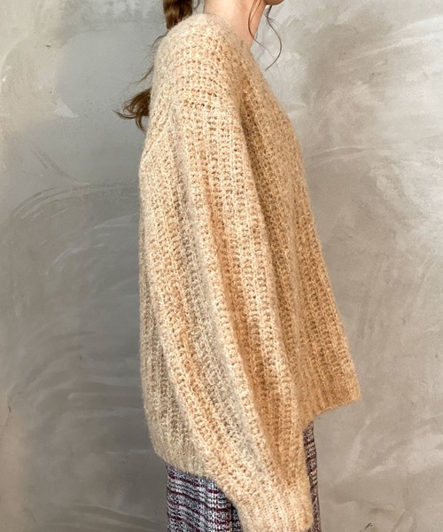 archives（アルシーヴ）の「片畦Vネック袖ボリュームプルオーバー（ニット/セーター・レディース・ベージュ/ブルー/グリーン・MEDIUM）」の16枚目の写真