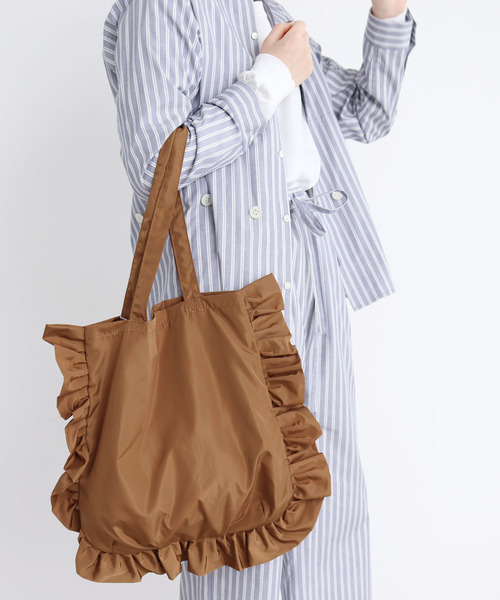 I am I in fact...（アイアムアイインファクト）の「_ナイロンフリルバッグ（トートバッグ・レディース・ブラック/ブラウン/グレー/アイボリー/レッド/その他・FREE）」の22枚目の写真