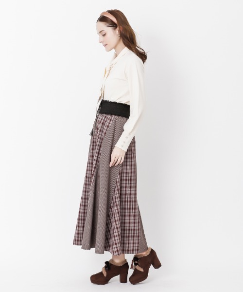 axes femme（アクシーズファム）の「ベルト付チェック柄スカート（スカート・レディース・ネイビー/ブラウン/ワイン・MEDIUM）」の4枚目の写真