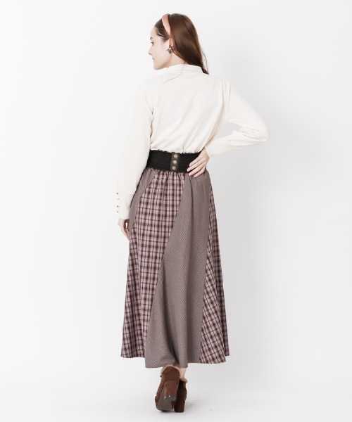 axes femme（アクシーズファム）の「ベルト付チェック柄スカート（スカート・レディース・ネイビー/ブラウン/ワイン・MEDIUM）」の5枚目の写真
