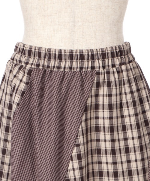 axes femme（アクシーズファム）の「ベルト付チェック柄スカート（スカート・レディース・ネイビー/ブラウン/ワイン・MEDIUM）」の15枚目の写真