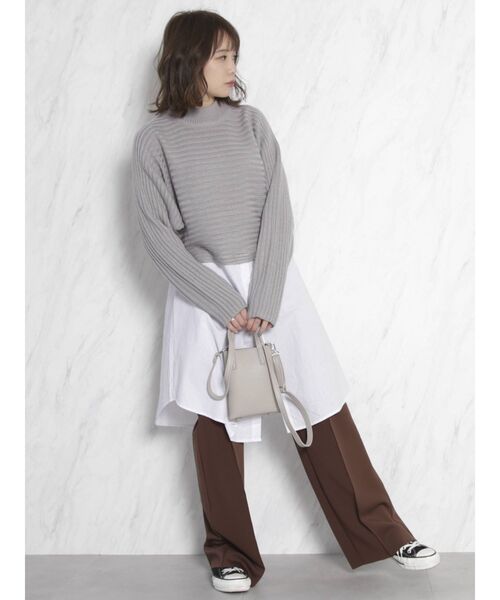 dazzlin（ダズリン）の「ショートニットシャツチュニック（ニット/セーター・レディース・アイボリー/グレー/ブラウン・FREE）」の12枚目の写真