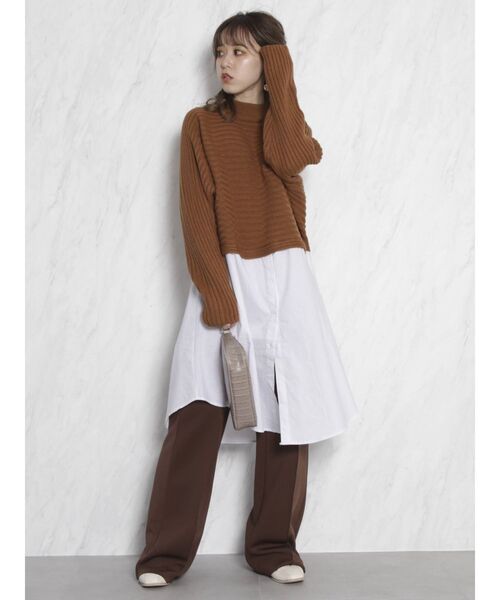 dazzlin（ダズリン）の「ショートニットシャツチュニック（ニット/セーター・レディース・アイボリー/グレー/ブラウン・FREE）」の16枚目の写真