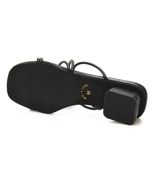 sango（sango）の「変形スクエアヒールナローストラップサンダル（サンダル・レディース・アイボリー/ブルー/シルバー/ブラック・LL/3L/SS/S/M/L）」の16枚目の写真