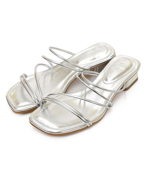 sango（sango）の「変形スクエアヒールナローストラップサンダル（サンダル・レディース・アイボリー/ブルー/シルバー/ブラック・LL/3L/SS/S/M/L）」の22枚目の写真