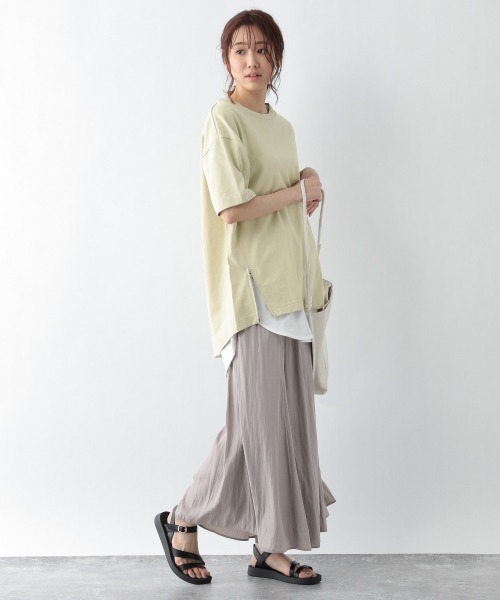 GLOBAL WORK(グローバルワーク)の「USAコットンZIPT/SS/937171(Tシャツ/カットソー・レディース・グレイッシュベージュ/グリーン系その他/グリーン系その他3/サックスブルー/ブラック/パープル系その他2/ホワイト・MEDIUM/LARGE)」の17枚目の写真