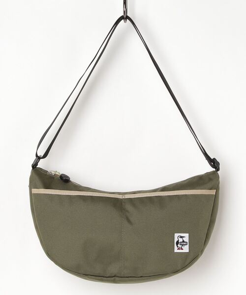 CHUMS(チャムス)の「【CHUMS】Recycle Small Banana Shoulder(ショルダーバッグ・メンズ・その他/サックスブルー/サンドベージュ/ブラック/ベージュ系その他/カーキ/ブラック×ホワイト・FREE)」の5枚目の写真