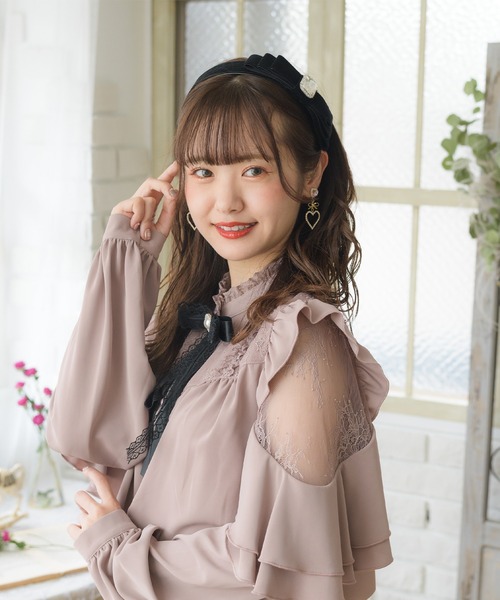 ROJITA(ロジータ)の「ビジュハートリボンイヤリング(イヤリング・レディース・ピンク・FREE)」の7枚目の写真