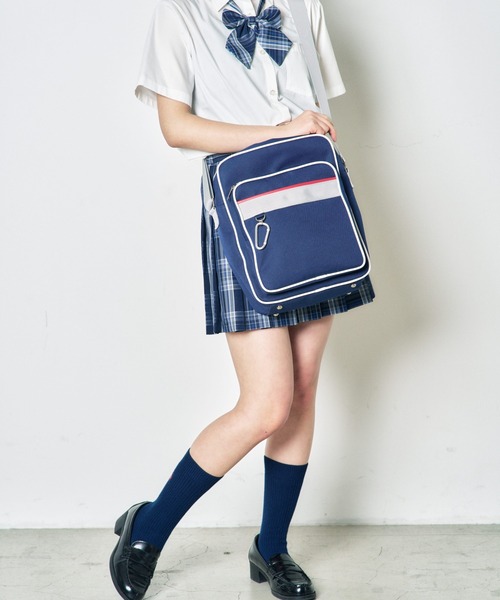 WEGO(ウィゴー)の「WEGO/スクールショルダーバッグ(ショルダーバッグ・レディース・ネイビー/ブラウン/ブラック/サックスブルー/グレー/ライトパープル/その他1・FREE)」の14枚目の写真
