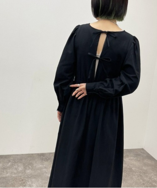 apres jour mignon(アプレジュールミニョン)の「バックリボンワンピース 【ZOZOTOWN限定アイテム】(ワンピース・レディース・ベージュ/アイボリー/ブラック・フリー/X-LARGE)」の18枚目の写真
