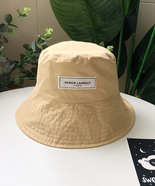 me+em select（ミームセレクト）の「シンプルタグカラーバケットハット【数量限定販売】（ハット・レディース・ピンク/パープル/ブラック/イエロー/グレー/ベージュ/ブルー/キャメル・FREE）」の8枚目の写真