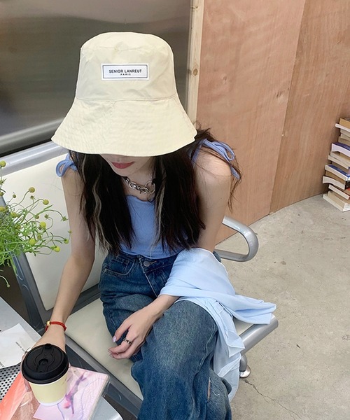 me+em select（ミームセレクト）の「シンプルタグカラーバケットハット【数量限定販売】（ハット・レディース・ピンク/パープル/ブラック/イエロー/グレー/ベージュ/ブルー/キャメル・FREE）」の12枚目の写真
