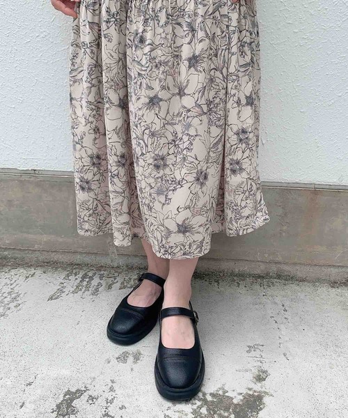 paravion(パラビオン)の「K/ワンストラップシューズ(その他シューズ・レディース・アイボリー/ブラック・37/38)」の2枚目の写真