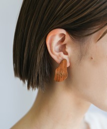 ドロップウッドピアス