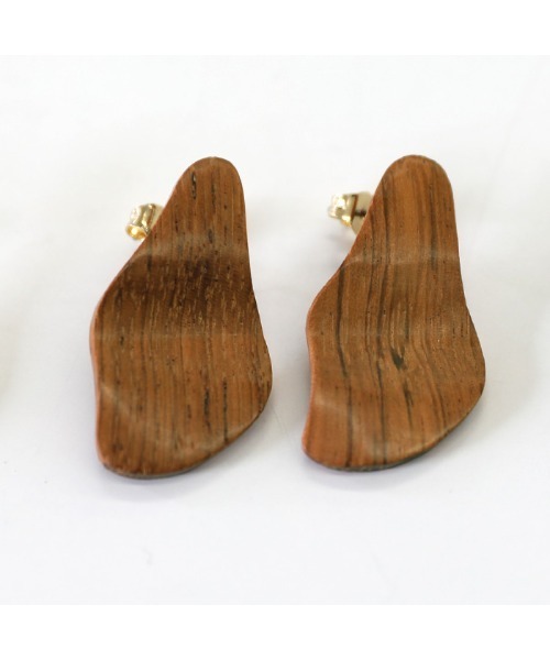 select MOCA（セレクトモカ）の「ドロップウッドピアス（ピアス（両耳用）・レディース・ダークブラウン/ブラウン/アイボリー・FREE）」の11枚目の写真