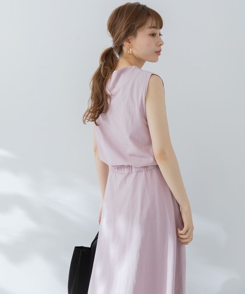 URBAN RESEARCH Sonny Label(アーバンリサーチサニーレーベル)の「【WEB限定】ボトルネックノースリーブワンピース(ワンピース・レディース・ブラック/ピンク/ベージュ・FREE)」の6枚目の写真