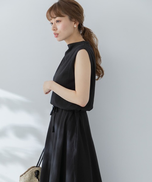 URBAN RESEARCH Sonny Label(アーバンリサーチサニーレーベル)の「【WEB限定】ボトルネックノースリーブワンピース(ワンピース・レディース・ブラック/ピンク/ベージュ・FREE)」の15枚目の写真