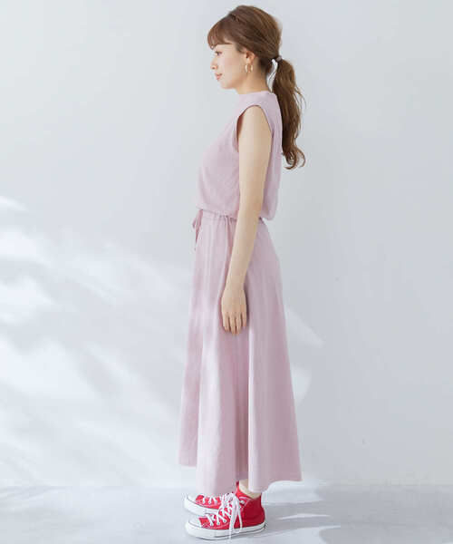 URBAN RESEARCH Sonny Label(アーバンリサーチサニーレーベル)の「【WEB限定】ボトルネックノースリーブワンピース(ワンピース・レディース・ブラック/ピンク/ベージュ・FREE)」の19枚目の写真