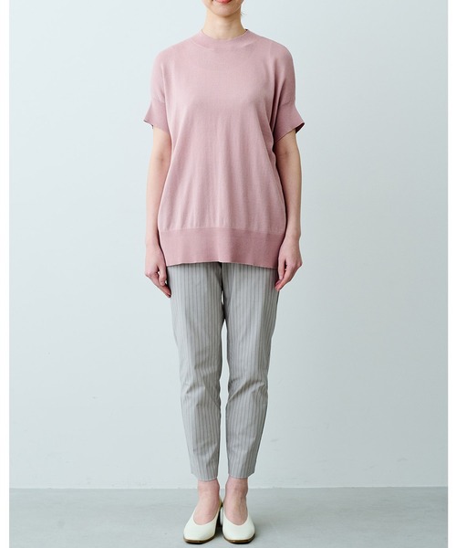 IEDIT（イディット）の「ＩＥＤＩＴ　ＵＶカット・吸汗速乾・接触冷感がうれしい　エアノビライト涼やかテーパードパンツ（その他パンツ・レディース・ネイビー/ライトブルー/ブラック/グレー/ラベンダー/グレー系その他・SMALL/MEDIUM/LARGE/X-LARGE/XX-LARGE/XXX-LARGE）」の12枚目の写真