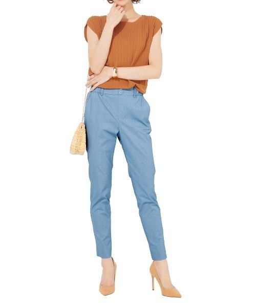 IEDIT（イディット）の「ＩＥＤＩＴ　ＵＶカット・吸汗速乾・接触冷感がうれしい　エアノビライト涼やかテーパードパンツ（その他パンツ・レディース・ネイビー/ライトブルー/ブラック/グレー/ラベンダー/グレー系その他・SMALL/MEDIUM/LARGE/X-LARGE/XX-LARGE/XXX-LARGE）」の16枚目の写真