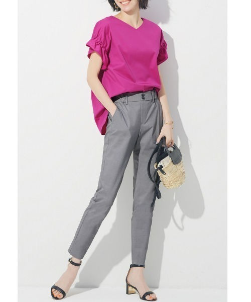 IEDIT（イディット）の「ＩＥＤＩＴ　ＵＶカット・吸汗速乾・接触冷感がうれしい　エアノビライト涼やかテーパードパンツ（その他パンツ・レディース・ネイビー/ライトブルー/ブラック/グレー/ラベンダー/グレー系その他・SMALL/MEDIUM/LARGE/X-LARGE/XX-LARGE/XXX-LARGE）」の20枚目の写真