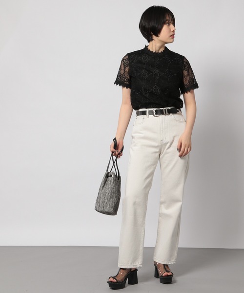 PAGEBOY(ページボーイ)の「シシュウレースハイネックブラウス(シャツ/ブラウス・レディース・ブラック/キナリ・FREE)」の5枚目の写真