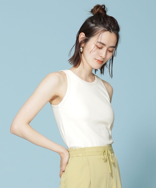 NANO universe(ナノユニバース)の「カップ付きアメリカンスリーブタンクトップ(タンクトップ・レディース・ブラック/グレー系その他4/アイボリー・36/38)」の13枚目の写真