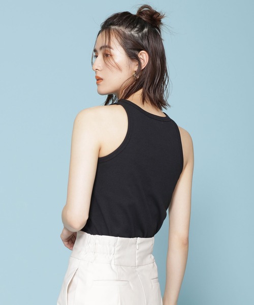 NANO universe(ナノユニバース)の「カップ付きアメリカンスリーブタンクトップ(タンクトップ・レディース・ブラック/グレー系その他4/アイボリー・36/38)」の8枚目の写真