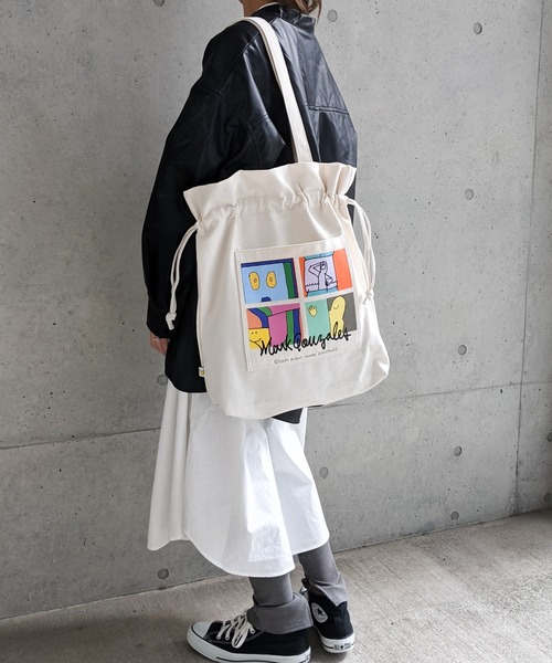 Mark Gonzales（マーク・ゴンザレス）の「MARK GONZALES/マークゴンザレス　ヘビーキャンバス×イラストポケット 巾着トートバッグ（トートバッグ・メンズ・ホワイト系その他/ホワイト系その他2/ホワイト系その他3/ホワイト系その他4・FREE）」の14枚目の写真
