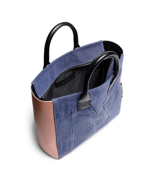 DIESEL（ディーゼル）の「レディース デニムパッチワーク トートバッグM（トートバッグ・レディース・ブルー・UNI）」の8枚目の写真