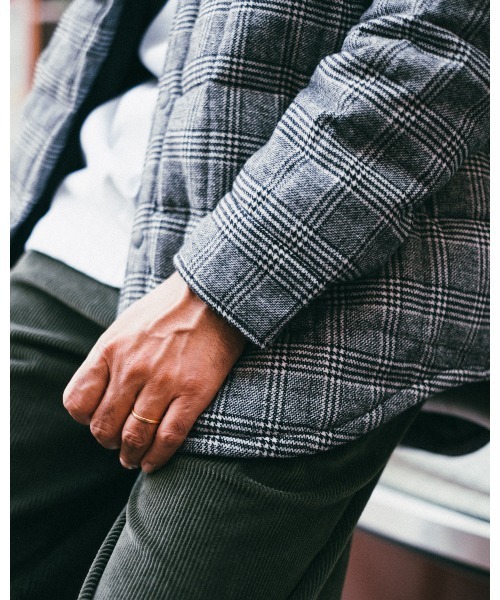 FIDELITY(フィデリティ)の「【FIDELITY フィデリティ】MEN'S ETERMIN REGULAR CPO DOWN PRINT(ダウンジャケット/コート・メンズ・グレー系その他/レッド系その他・SMALL/MEDIUM/LARGE)」の22枚目の写真