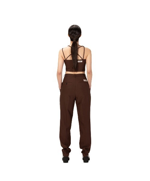 MSCHF（ミスチーフ）の「PROJECT MAGO_TAILORED PINTUCK TROUSERS（その他パンツ・レディース・ブラック/ブラウン・M/S）」の10枚目の写真