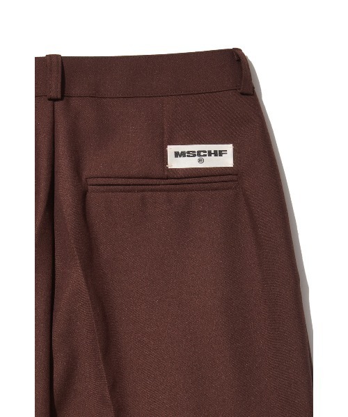 MSCHF（ミスチーフ）の「PROJECT MAGO_TAILORED PINTUCK TROUSERS（その他パンツ・レディース・ブラック/ブラウン・M/S）」の16枚目の写真