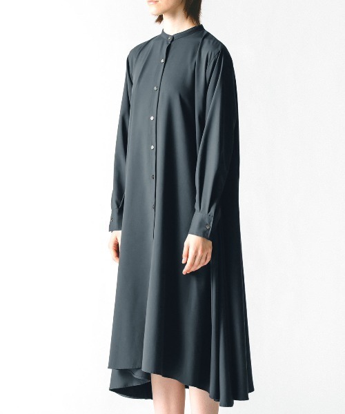 mizuiroind（ミズイロインド）の「mizuiro ind　T／Rスタンドカラーフレアシャツワンピース（ワンピース・レディース・ブラウン/ブラック/ベージュ/チャコールグレー/ネイビー/グレー・FREE）」の3枚目の写真